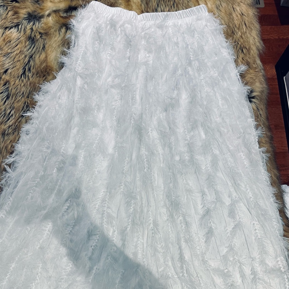 Feathered, Glam Skirt - Picture 1 of 2